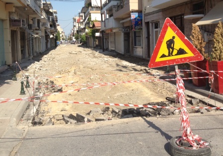 Παραμένει κλειστό λόγω έργων τμήμα της Σ. Βενιζέλου στην Αλεξάνδρεια