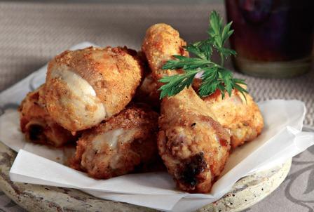 Συνταγή της ημέρας: Πικάντικο κοτόπουλο πανέ με τυρένια κρούστα