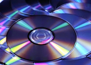 Σκεφτήκατε ποτέ γιατί ένα CD χωράει 74 λεπτά ακριβώς;