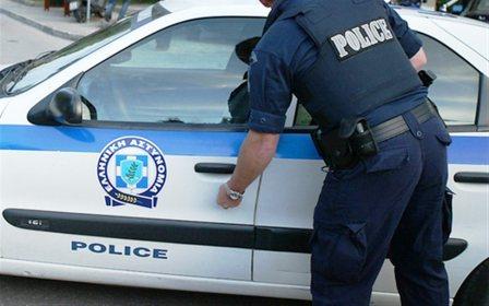 Σύλληψη για παράνομη κατοχή όπλων και ναρκωτικών στη Βέροια
