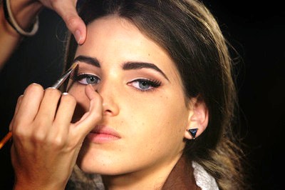 Γυναίκα: Beauty tips για ευαίσθητα μάτια