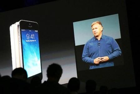 Παρουσιάστηκαν τα δύο νέα μοντέλα του iPhone 5C-5S