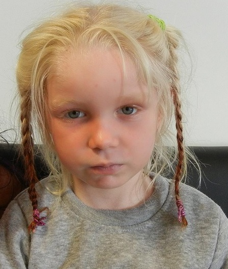 Αυτό είναι το κορίτσι που βρέθηκε σε καταυλισμό Ρομά μετά από απαγωγή (φώτο)