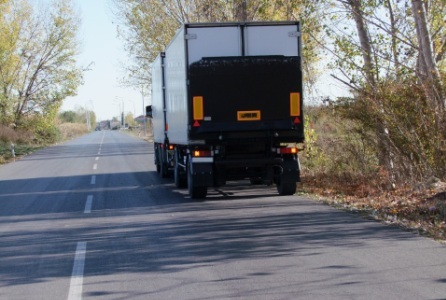 Νταλίκα παρέσυρε πεζό το πρωί έξω από το Βρυσάκι (φώτο)