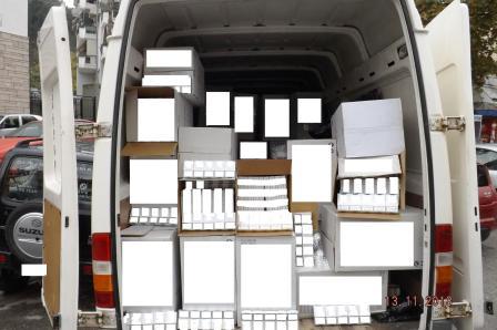 23.000 παράνομα πακέτα τσιγάρων εντοπίστηκαν στη Βέροια (φώτο)