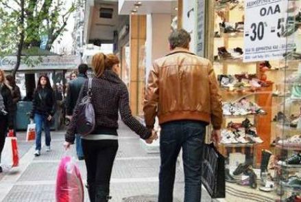 Να λειτουργήσουν περισσότερες Κυριακές τα καταστήματα ζητά η Θεσσαλονίκη