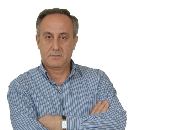 Νίκος Ανεσίδης: “Η ώρα της κάλπης”