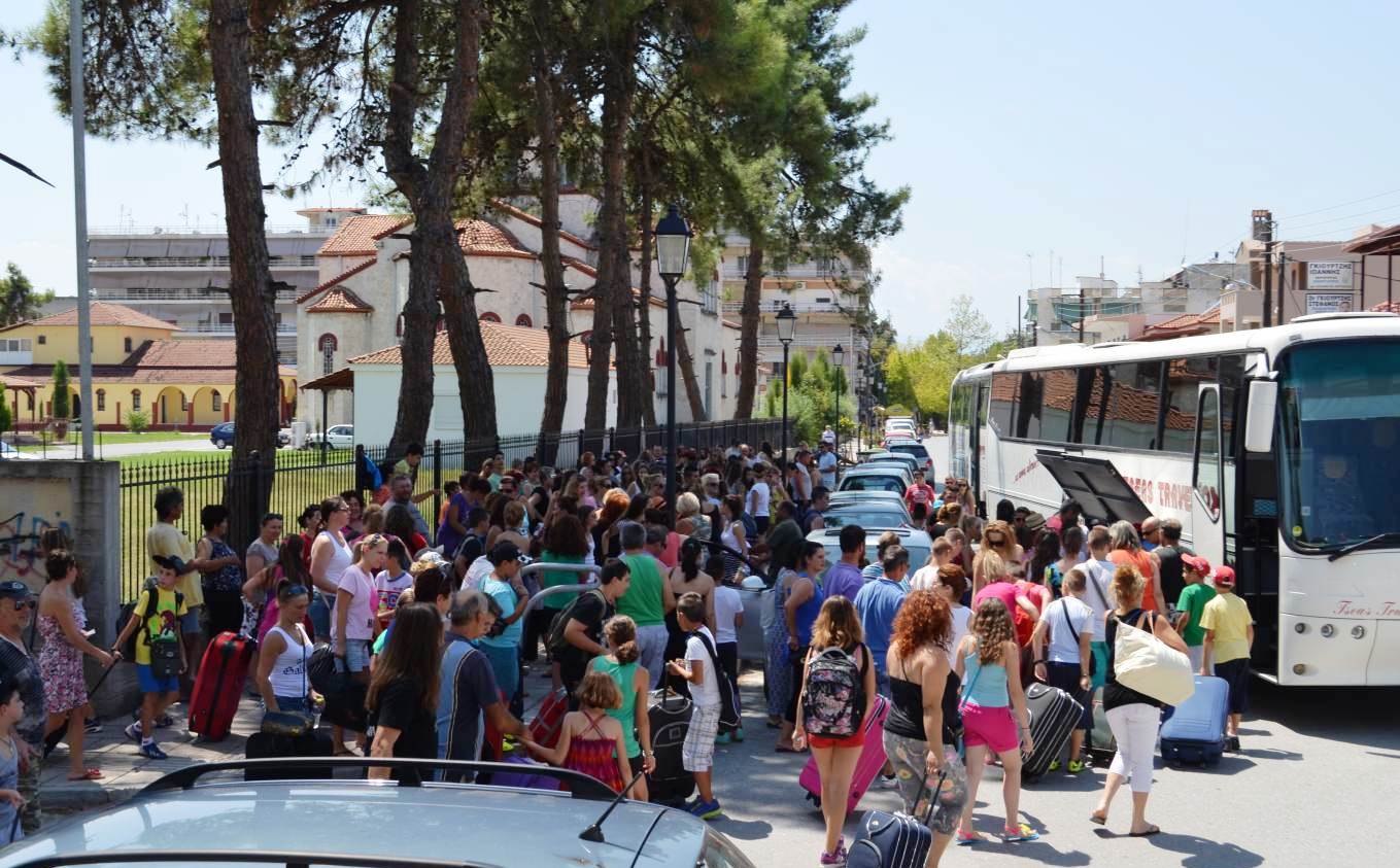 Αναχώρησαν για την  κατασκήνωση ¨Happy Days¨ τα παιδιά από την Αλεξάνδρεια (εικόνες)
