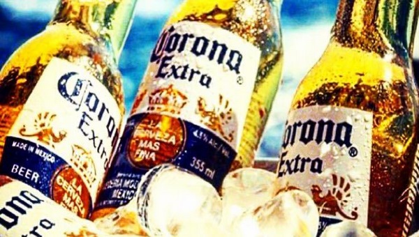 Πιείτε την παγωμένη Corona  με 2 ευρώ σήμερα μόνο στο ΜΕΖΖΟ στον πεζόδρομο!