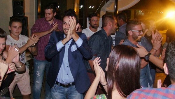 Τρικούβερτο γλέντι στην τελευταία βραδιά “ελευθερίας” του προπονητή των Τρικάλων (φωτορεπορτάζ)