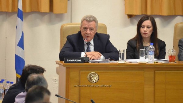 Τις δηλώσεις Φίλη για τους Πόντιους καταδίκασε ο Παναγιώτης Γκυρίνης