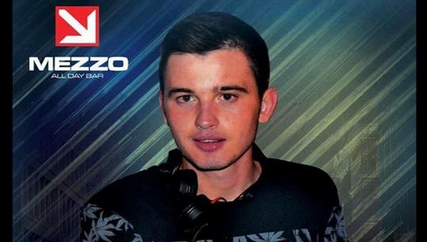Και Karelis και 1+1 σε κρασιά και μπύρες απόψε στο ΜΕΖΖΟ!