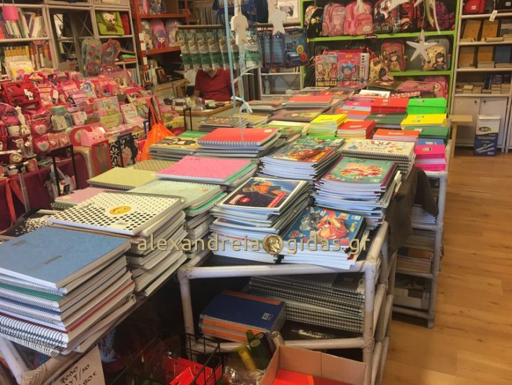Δίπλα στον Τζιτζικώστα ο Βεσυρόπουλος σε εκδήλωση εγκαινίων στην Αθήνα (φώτο-βίντεο)