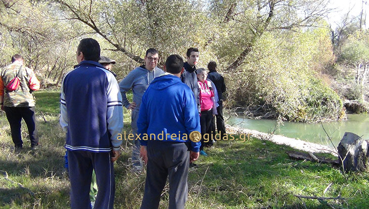 Καθάρισαν την περιοχή του Αλιάκμονα στο Νησέλι τα Παιδιά της Άνοιξης (φώτο)
