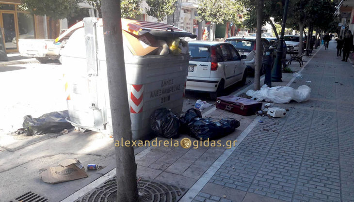 Αναγνώστης: Εικόνες ντροπής στη Βετσοπούλου (φωτογραφίες)