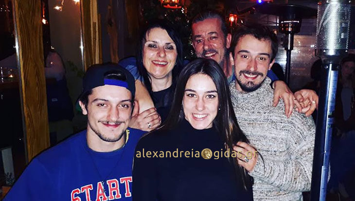 Ευχές από το OLIVE Bistro Wine Bar στον πεζόδρομο Αλεξάνδρειας