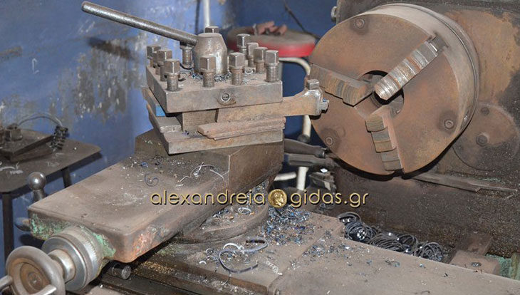 Πωλείται τόρνος και πλήρης μηχανουργικός εξοπλισμός στην Αλεξάνδρεια (πληροφορίες)