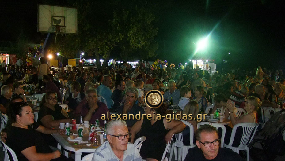 Συγκρότημα έκπληξη στις εκδηλώσεις της Καψόχωρας!