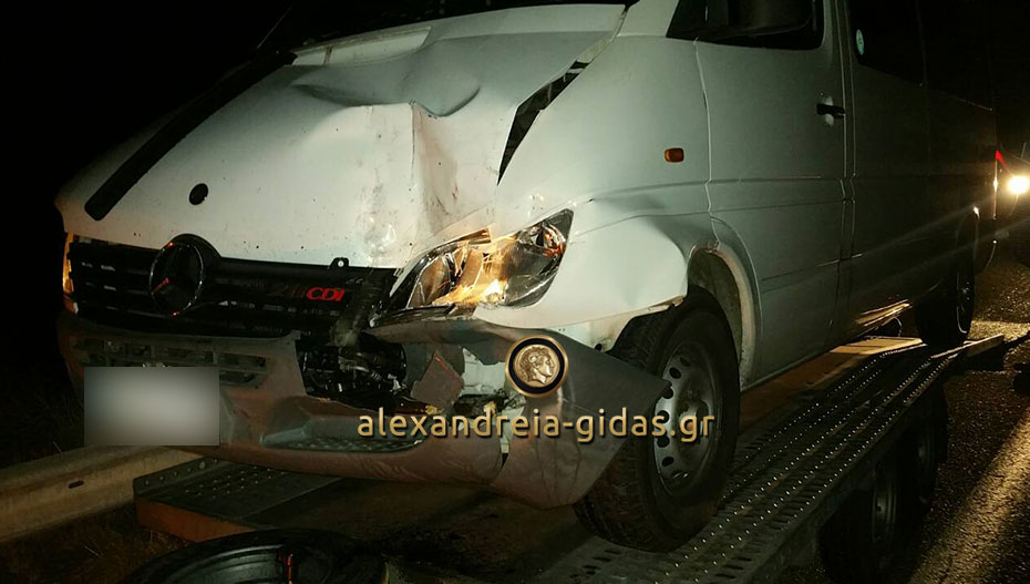 Τροχαίο ατύχημα στην Εγνατία Οδό στο ύψος της Αγίας Κυριακής (φώτο)