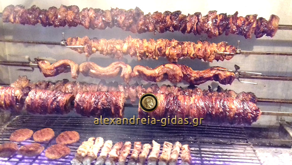 Θέλεις σούβλα και είσαι καλοφαγάς; Στη ΓΩΝΙΑ ΓΕΥΣΕΩΝ στο Λιανοβέργι να πας! (φώτο)