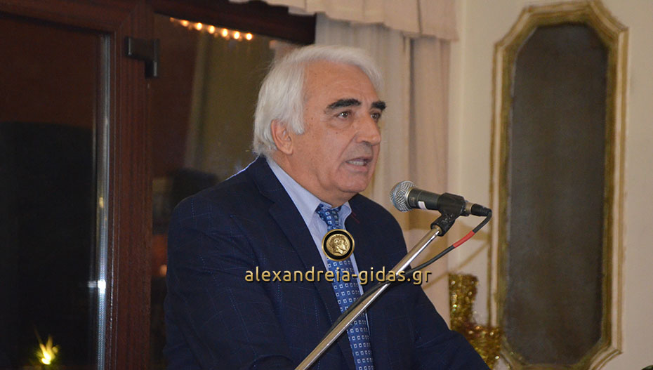“Βούλιαξε” το Αρχοντικό της Μελίκης στην ομιλία του Μιχάλη Χαλκίδη (πρώτες εικόνες)