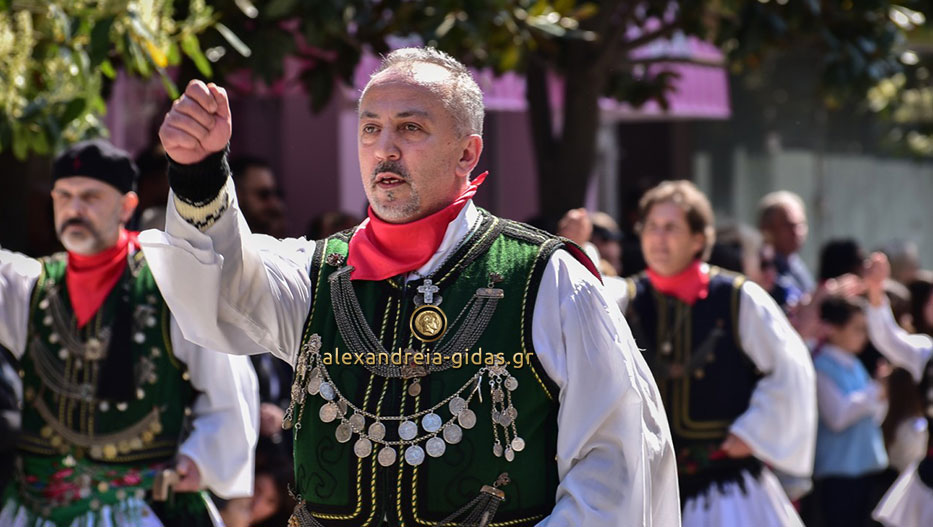 Καλό ταξίδι Σάκη..