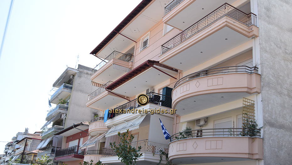 ΠΩΛΕΙΤΑΙ 3άρι διαμέρισμα στην Αλεξάνδρεια – ευκαιρία!