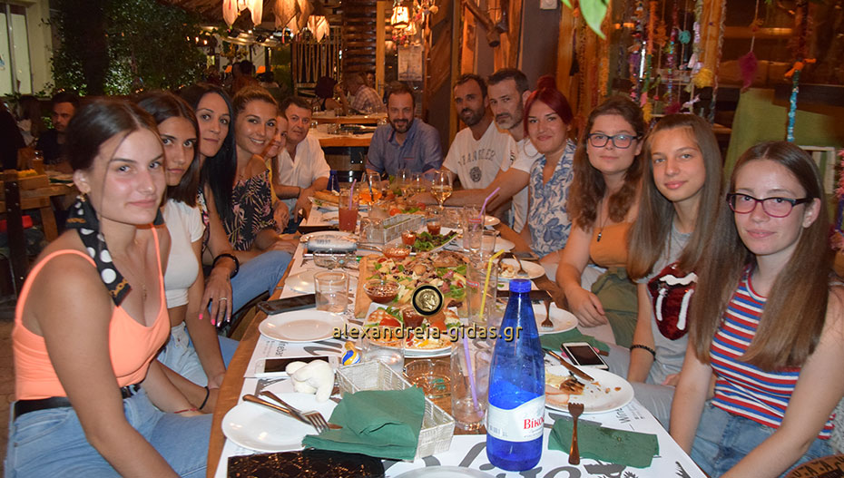 Γεύμα γνωριμίας για το βόλεϊ του ΓΑΣ Αλεξάνδρειας στο OLIVE (εικόνες)