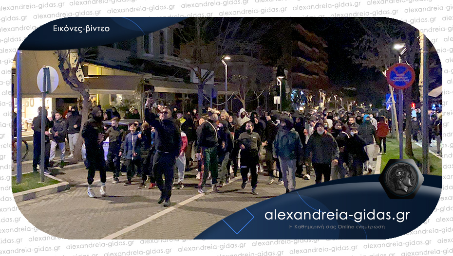 Πορεία κατά των μέτρων και του lockdown στη Βέροια