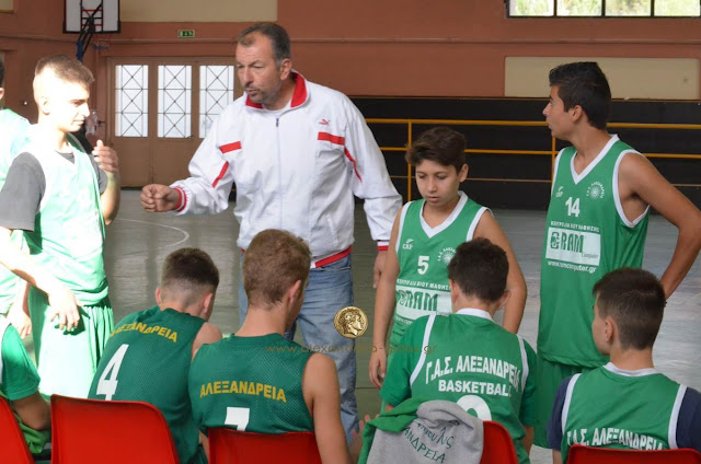 Πως έζησαν οι φίλαθλοι της Αλεξάνδρειας τον αγώνα της Εθνικής (εικόνες-βίντεο)