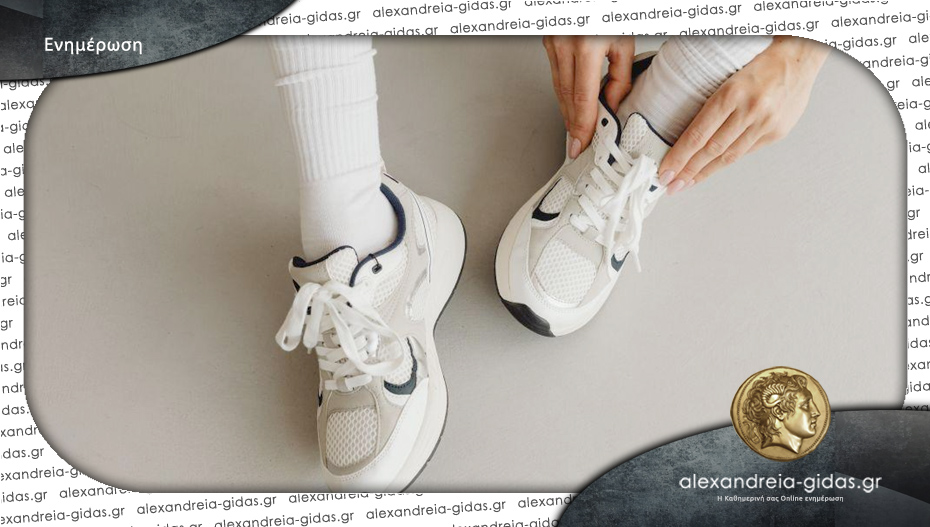 Το casual look που δεν φεύγει ποτέ από τη μόδα: Όλα τα all time classic κομμάτια που όλοι πρέπει να έχουν στη ντουλάπα τους