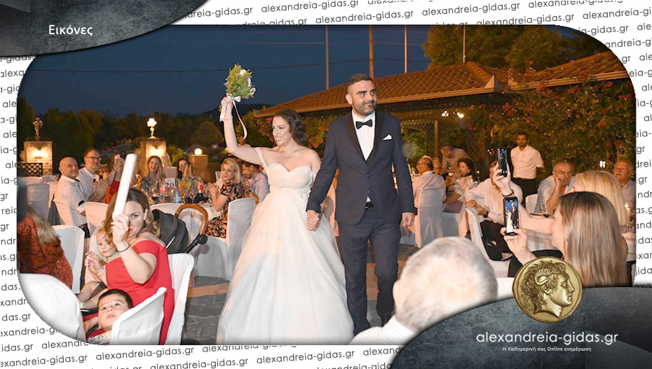 Ο γάμος του Κώστα και της Αφροδίτης και η βάπτιση του Γιώργου!