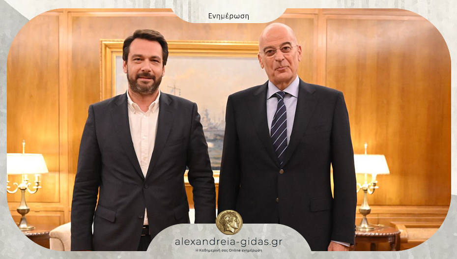Μπαρτζώκας σε Δένδια: “Αυτοί είναι οι λόγοι που πρέπει να γίνει εμπορευματικό αεροδρόμιο στην Αλεξάνδρεια”