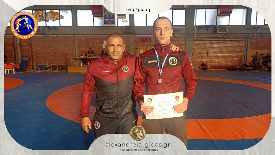 Χρυσός στην πάλη ο Χάρης Κοντόπουλος του Ημαθίωνα Αλεξάνδρειας