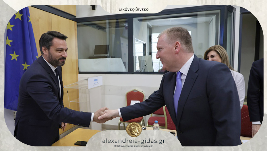 Επίσημη συνάντηση Μπαρτζώκα με τον Ευρωπαίο Επίτροπο Michael McGrath
